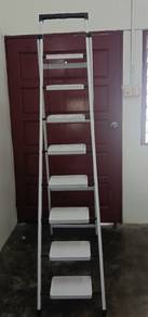 Tangga 8 steps 