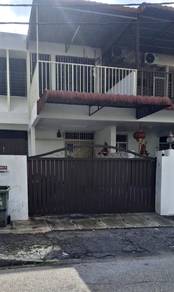 Semi-Detached House For Sale in Relau,PNG