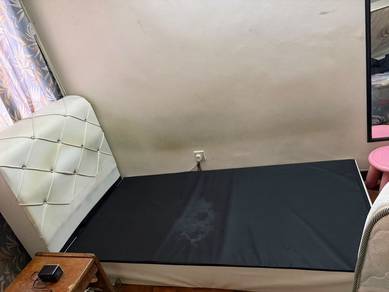 Single Bedframe n Mattress