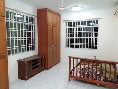 Service Residence For Sale in D Alamanda