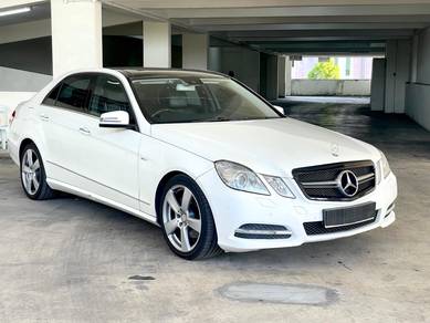 Mercedes Benz E300 300 AVANTGARDE (CKD) in Tampoi, JHR