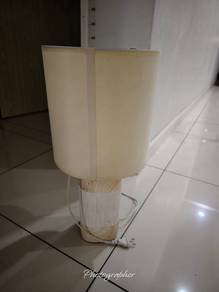 Minimalist Wooden Table Lamp / Lampu Meja