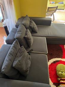 sofa untuk dilepaskan