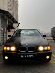 BMW 520i 20i (CKD) in Kuchai Lama, KUL