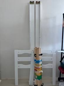 Rangka Katil Kayu Single