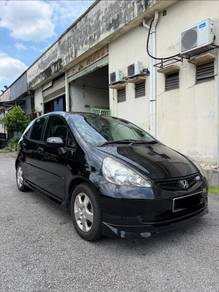 Honda Jazz i-DSI in Seri Kembangan, SGR