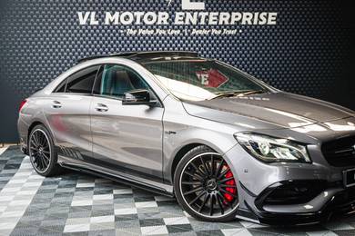 Mercedes Benz CLA45 45 AMG 4MATIC (CBU) in Desa Petaling, KUL