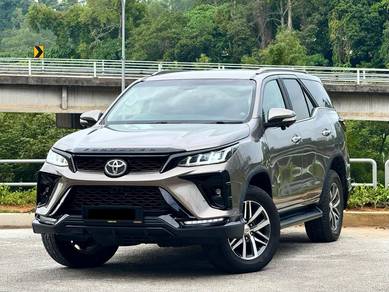 Toyota Fortuner SRZ in Desa Petaling, KUL