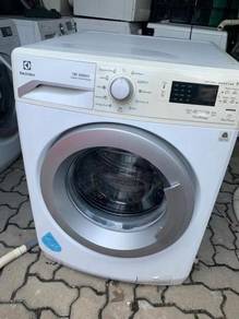 Electrolux 9kg inverter Front Load Washing Machine
