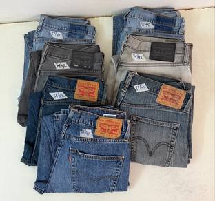 Levi’s Jeans sz 33 Combo.: