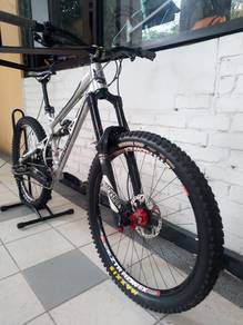 BANSHEE Spitfire V2 (Raw) trail bike (NEGO.)