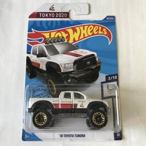 CFE246 2017 Mattel Hot Wheels HW ‘10 TOYOTA