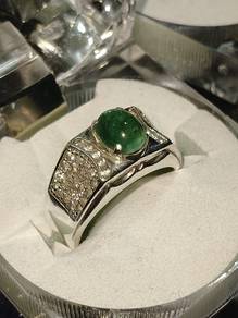 Cincin Permata Zamrud