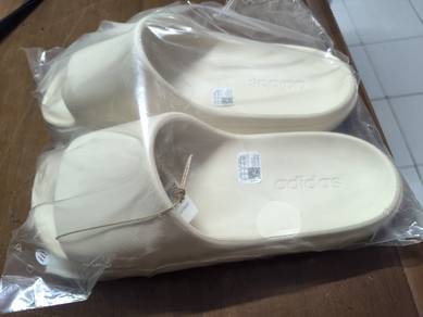 selipar adidas Lumia 