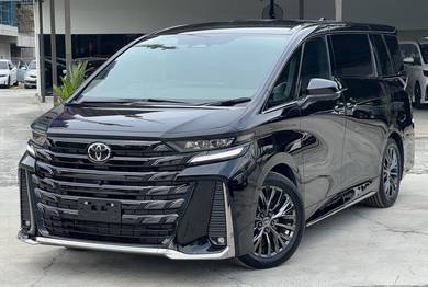 Toyota Vellfire Z PREMIER in Jalan Kuching, KUL