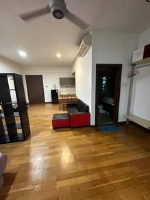 Service Residence For Rent in Regalia Residence