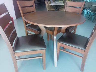 Meja kayu bulat 4 seater lile new