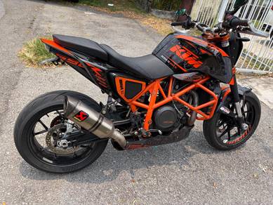 KTM 690 Duke R