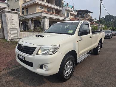 Toyota Hilux VNT SINGLE CAB in Kluang, JHR