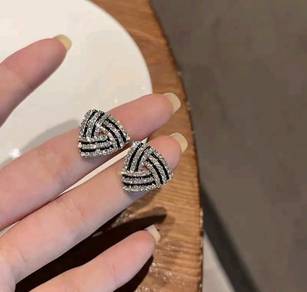 Korean Geometric Triangle Stud
