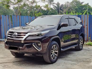 Toyota Fortuner VRZ 4X4 in Kajang, SGR