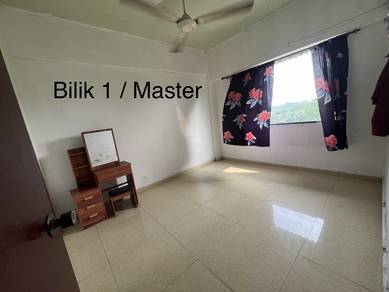 Flat For Rent in Taman Desaria