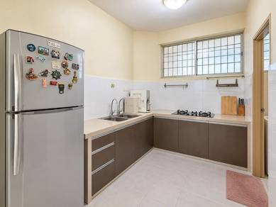 Apartment For Rent in Taman Seri Cemerlang