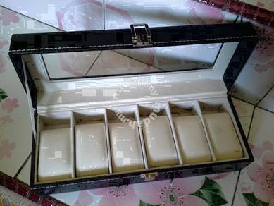 Kotak Hitam Utk Simpan 6 Jam Tangan