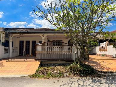 Semi-Detached House For Sale in Kajang,SGR