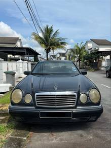 Mercedes Benz 230E in Pasir Gudang, JHR
