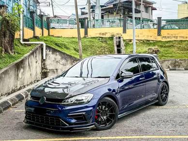 Volkswagen Golf TSI R-LINE in Desa Petaling, KUL