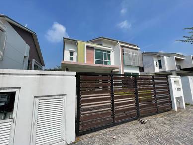 Bungalow House For Sale in Denai Alam,SGR