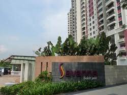 Condominium For Rent in Savanna Condominium