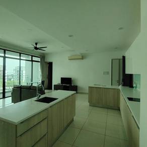 Condominium For Rent in The Light Collection III