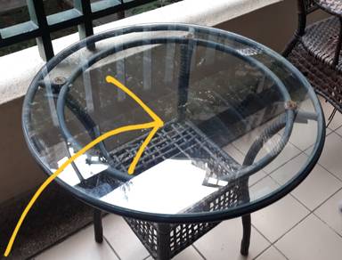 Round Glass Table - 23 Inch Diameter