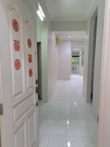 Apartment For Sale in Leader Garden