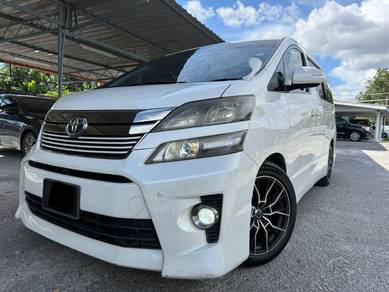 Toyota Vellfire Z GOLDEN EYES in Telok Panglima Garang, SGR