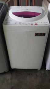 Toshiba Basuh Fully Mesin Top Auto Washing Machine