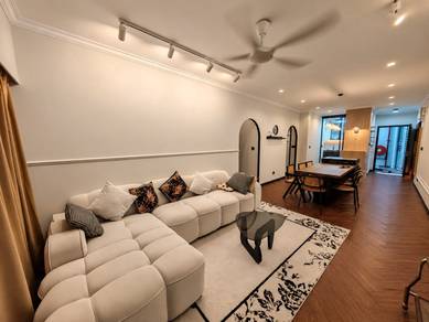 Apartment For Rent in Admiral Residences