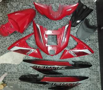 hitam merah
