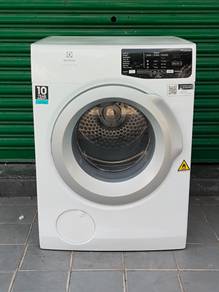 Electrolux dryer clothes air vented 8kg