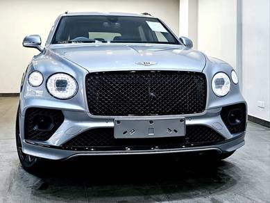 Bentley Bentayga V8 FIRST EDITION in Ampang, KUL