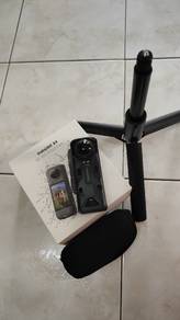 Insta360 X4