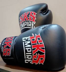 SKS Empire Boxing Gloves Black 8oz