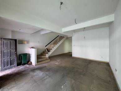 2.5-storey Terraced House For Sale in Butterworth,PNG