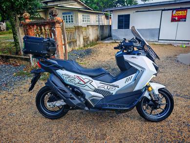 Sym ADXTG 400