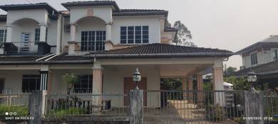 Semi-Detached House For Rent in Kuching,SWK