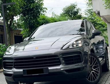 Porsche Cayenne  in Puchong, SGR