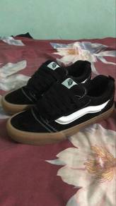 kasut vans 9UK