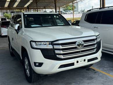 Toyota Land Cruiser AX in Johor Bahru, JHR